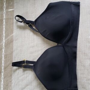 Lively  black padded no under wire bra  size 38C